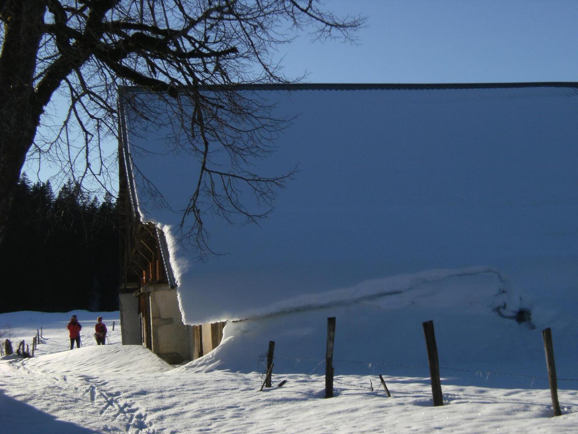 Appartement De Vacances Niederer La Côte-aux-Fées Екстериор снимка